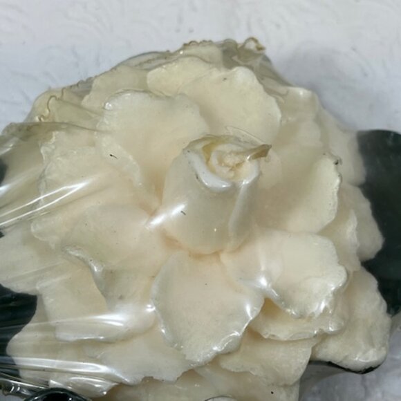 VTG 4 White Magnolia Floating Floral Candles Michael Coffindaffer 5.5"x4" - Picture 9 of 11